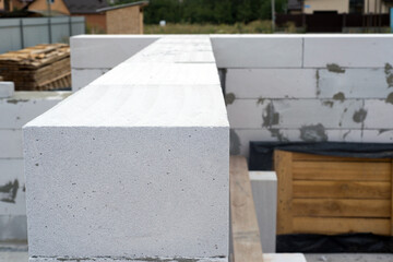 House walls made by foamed concrete