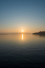 長崎県長与町　太良山系に昇る朝日と大村湾