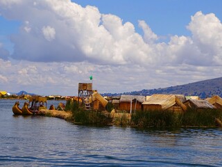 Naklejka na ściany i meble South America, Peru, dwellings on Lake Titicaca
