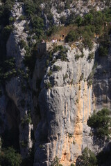 une falaise dans les gorges du Verdon