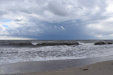 Stürmische See im Herbst