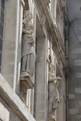 Fototapeta na wymiar Détail de l’Hôtel de ville la La Rochelle