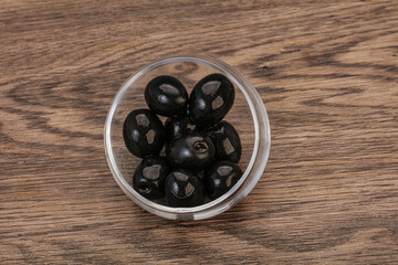 Black olives in the bowl