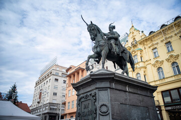 Fototapeta na wymiar Zagreb / Croatia - December 31 / 2019: Ban Jelacic statue at the central square of Zagreb at christmas eve