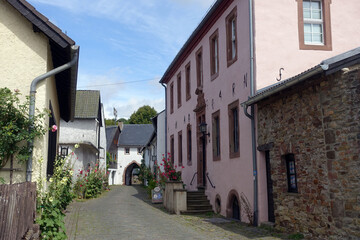 Fototapeta na wymiar historischer Ortskern Kronenburg