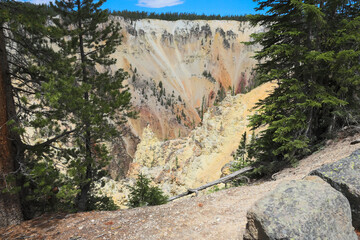 Canyon walls at Artist Point, Grand Canyon of Yellowstone, Yellowstone National Park, Wyoming, USA