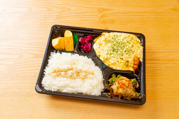 チキン南蛮弁当（左振り）