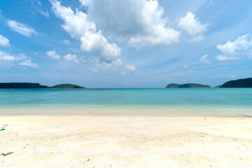 Fototapeta na wymiar 沖縄県　西表島の船浮のイダの浜