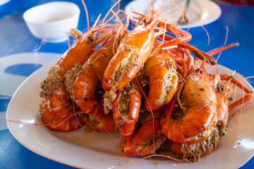 baked salted shrimps or prawns with spicy sauce.Thai street food.