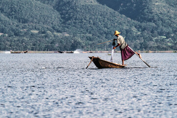 Naklejka premium Traditional one Leg Fisher on Inle Lake in Mayanmar, former Burma