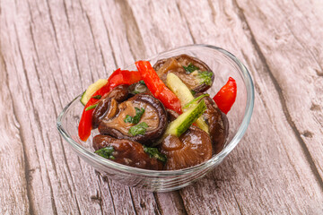 Marinated shiitake mushrooms with herbs