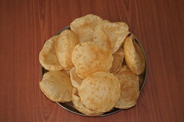 break fast poori on a plate