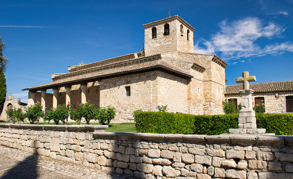 Iglesia mozarabe de Nuesta Se&ntilde;ora de la Asuncion en Wamba, Valladolid