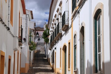 Fototapeta na wymiar Evora narrow street, Portugal