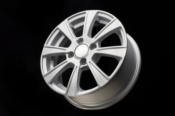 Obraz premium silver Alloy rim on black background close up