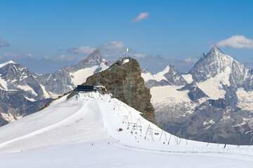 cervinia valle aosta italy zermatt switzerland matterhorn glacier snow report ski conditions august 2020 summer skiing wintersports in summer mountain landscape weather mountain alps of europe