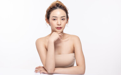Obraz premium Beauty young woman healthy skin natural make up young beautiful model cosmetic and spa concept
