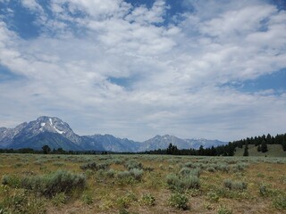 Obraz premium Scenic view of the mountains in the Tetons