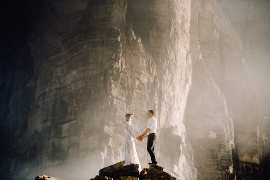 Wedding for two in magic mountain