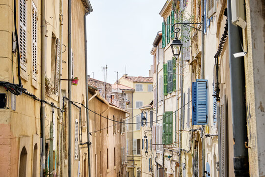 Fototapeta Narrow Streets in France