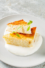 cottage cheese cake with sour cream
