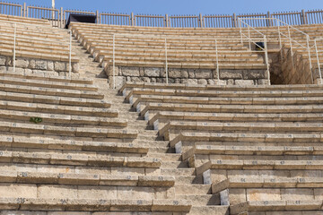 steps in the roman amphitheater