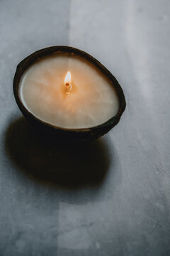 coconut candle