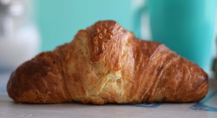 Un croissant por la mañana acompañado de un cappuccino es el desayuno perfecto para todo europeo