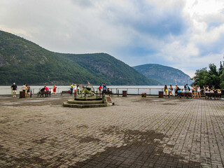 Cold Spring, New York: Park on the Hudson River features a replica of the Parrott Gun, a Civil War weapon.