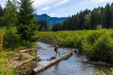 Summer hike in Cascade mountains