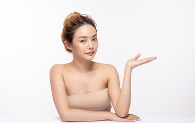 Obraz premium Beauty young woman healthy skin natural make up young beautiful model cosmetic and spa concept
