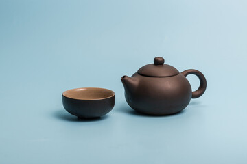 Chinese traditional teapot and tea set covered with tea stains
