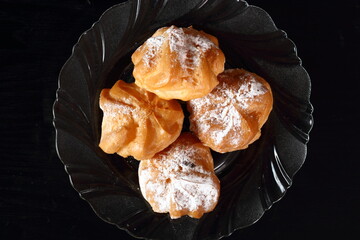 Cream puff with custard filling