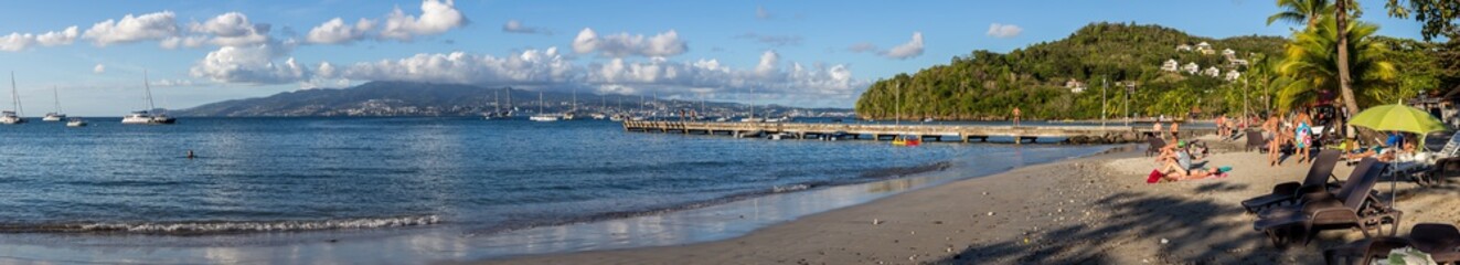 Fototapeta na wymiar Panoramic seascape in the caribbean sea in Martinique