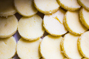 evocative image of a typical Italian semolina and cheese recipe called 