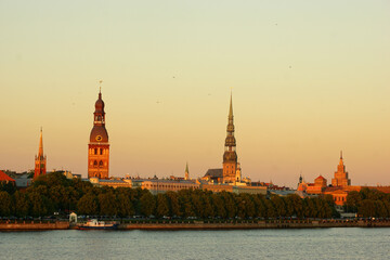 Obraz premium View of city Riga from bridge