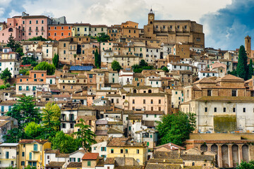 Fototapeta na wymiar view of the historic centre of Loreto Aprutino, Italy