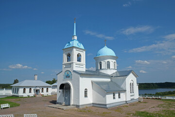 Pokrovo- Tervenichesky monastery (1991), Cathedral Pokrova Presvyatoi Bogorodizhy. Leningrad region (2014).