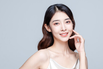 Fototapeta premium Portrait Of Beautiful Woman in Studio