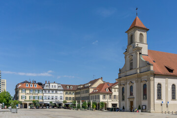 Fototapeta na wymiar view of the historic baroque market square in Ludwigsburg