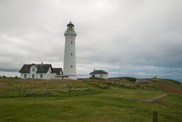 Fototapeta na wymiar Leuchturm an der Küste