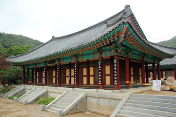Fototapeta premium South Korea Eunhaesa Buddhist Temple
