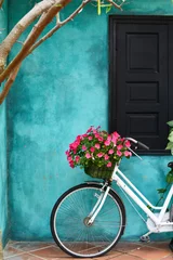 Zelfklevend Fotobehang Teal muur fiets © Ellie Morag