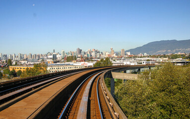 Fototapeta na wymiar Auf dem SkyTrain nach Vancouver, Kanada