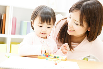 Fototapeta premium お絵描きする親子