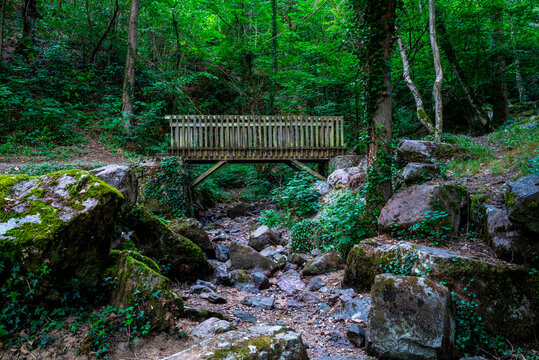 petite rivière L' Ambene dans les gorges d'Enval à sec début aout-4
