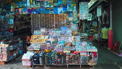 Travel like a local in the local market
By OLYMPUS DIGITAL CAMERA