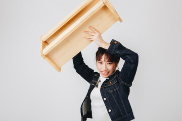 怒る女性
