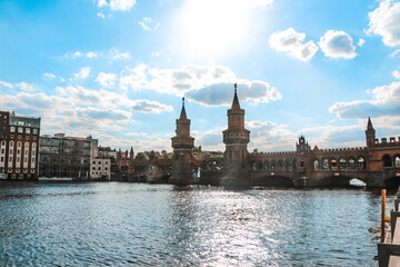 Fototapeta premium Oberbaum Bridge Berlin, Germany