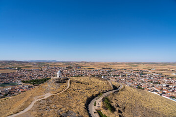 Molinos de Consuegra y Campo de Criptana